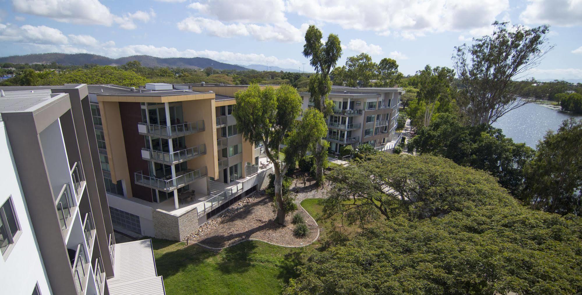 Itara Apartments Townsville Exteriör bild